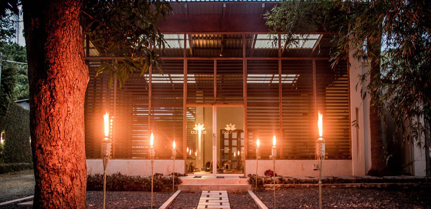 Balancé Surf  Yoga Retreat